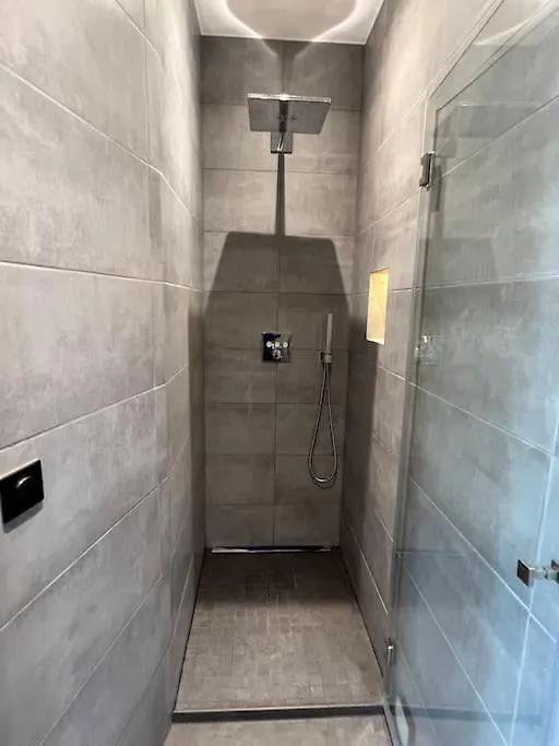 Spacious Newly Renovated Loft With Ac Apartment *